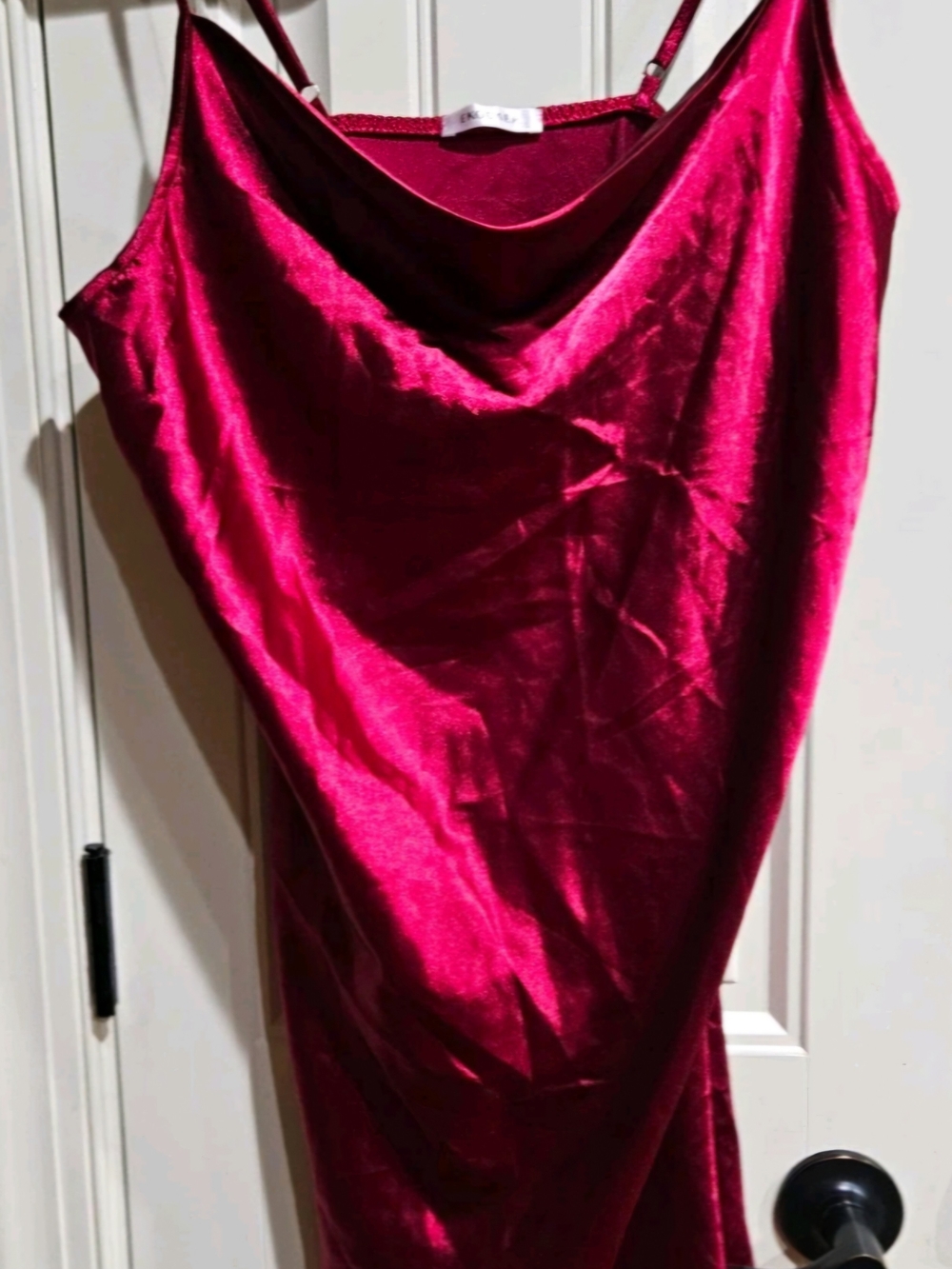 Ekouaer Size Large Satin Cowl Neck Slip Nightgown in Rich Berry